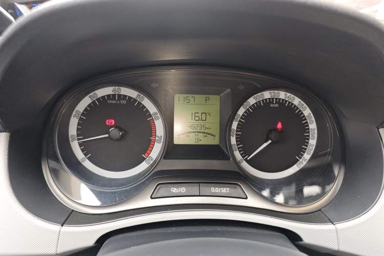 Used Skoda Fabia 2017 1.4L Automatic Car Enjoy Edition
