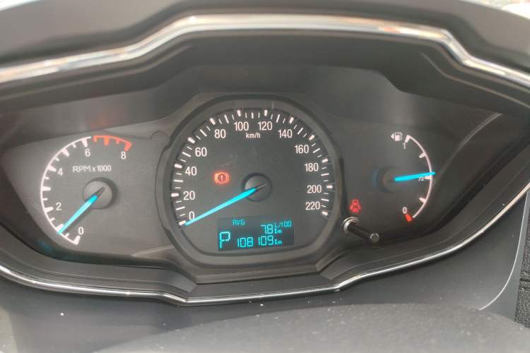 Used Ford Escort 2015 1.5L Automatic Fashion Model Instrument Cluster