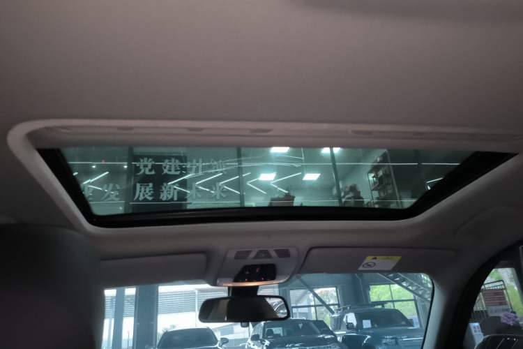 Used BMW 3 Series 2017 320Li Fashion Model
