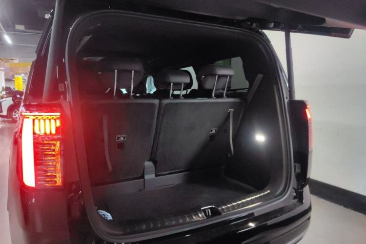 Used Zeekr 009 2024 7-Seater Aisle Version 108 kWh