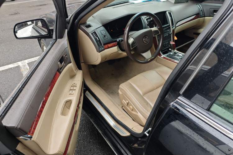 Used Cadillac SLS Seville 2011 2.0T Elite Edition
