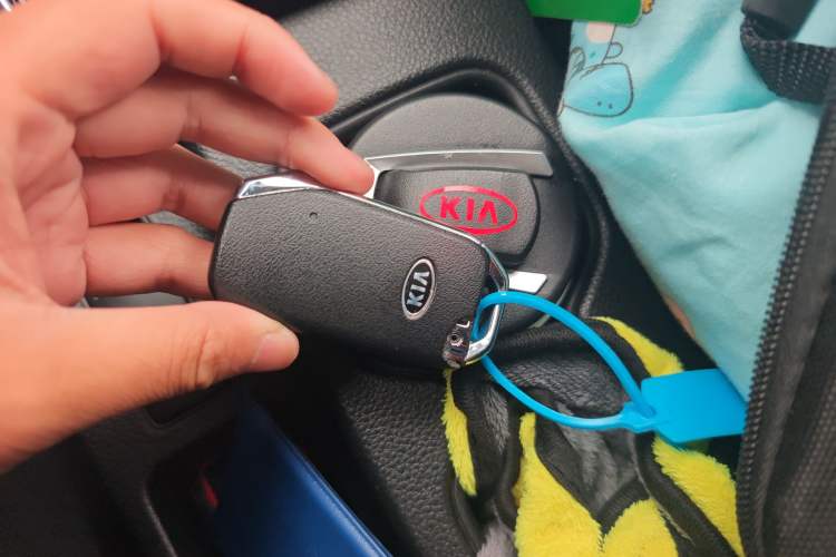 Used Kia Sportage R 2019 2.0L Automatic Smart Luxury Edition Vehicle Key