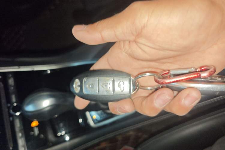 Used Infiniti Q50L 2015 2.0T Enjoyment Edition Vehicle Key