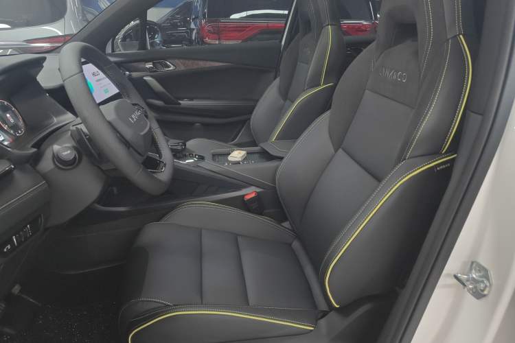 Used Lynk & Co 06 2023 Remix 1.5T Dynamic Halo