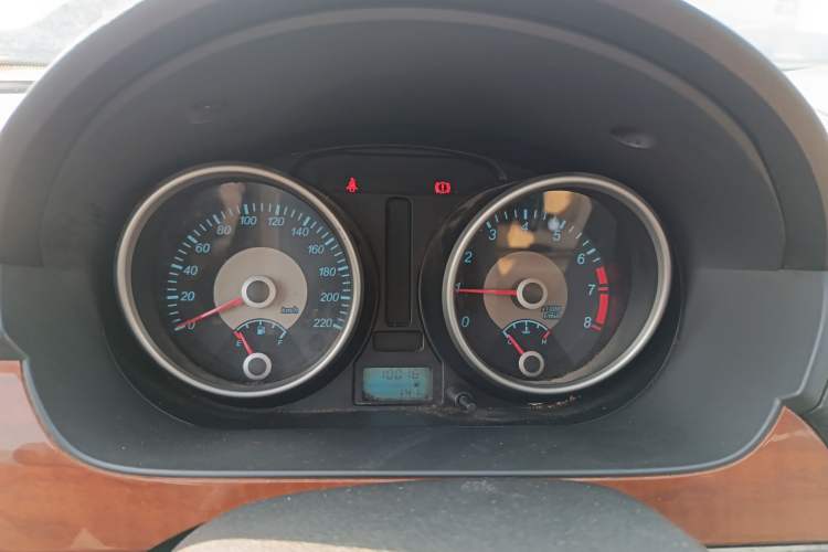 Used Buick Excelle 2013 1.5L Manual Luxury Model Instrument Cluster