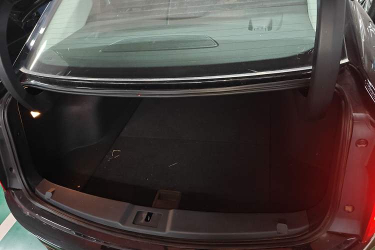 Used Hongqi E-QM5 2024 500km Range Edition
