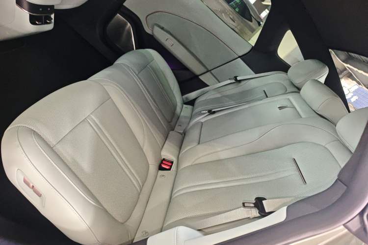 Used Zeekr 007 2025 Long-Range All-Wheel-Drive Intelligent Driving Version 100 kWh