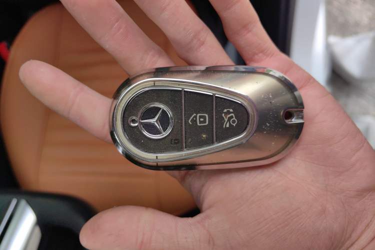 Used Mercedes-Benz C-Class 2023 C 260 L Sport Edition Vehicle Key