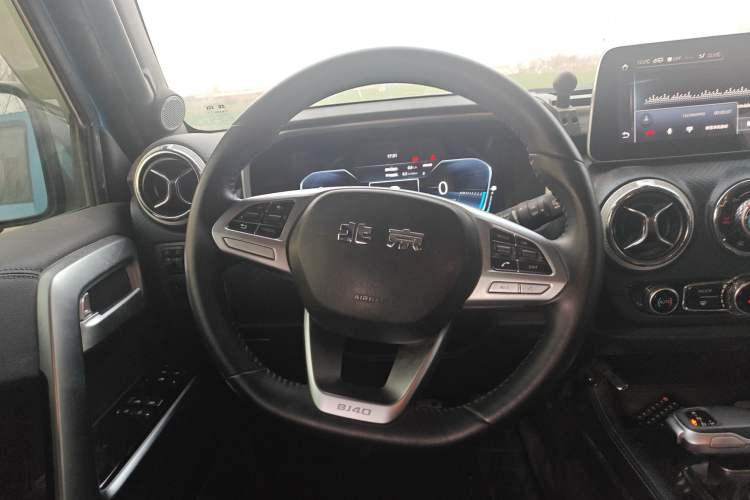 Used BAIC Off-Road BJ40 2018 40L 2.0T Manual Diesel Four-Wheel Drive Prestige Edition
