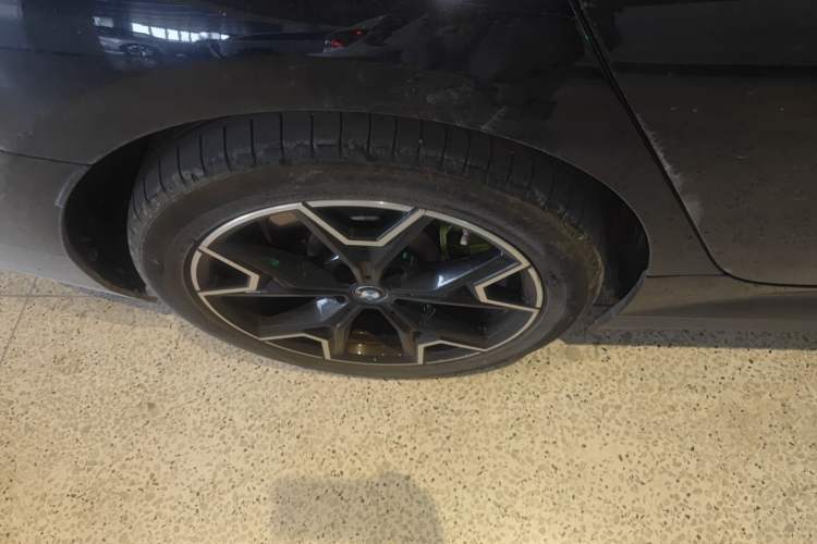 Used BMW i3 2024 eDrive 40 L Midnight Edition
