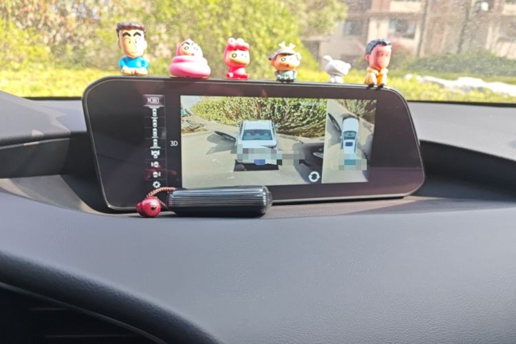 Used Mazda 3 Axela 2023 2.0L Automatic Zhiyao Edition Audio And AC Panel