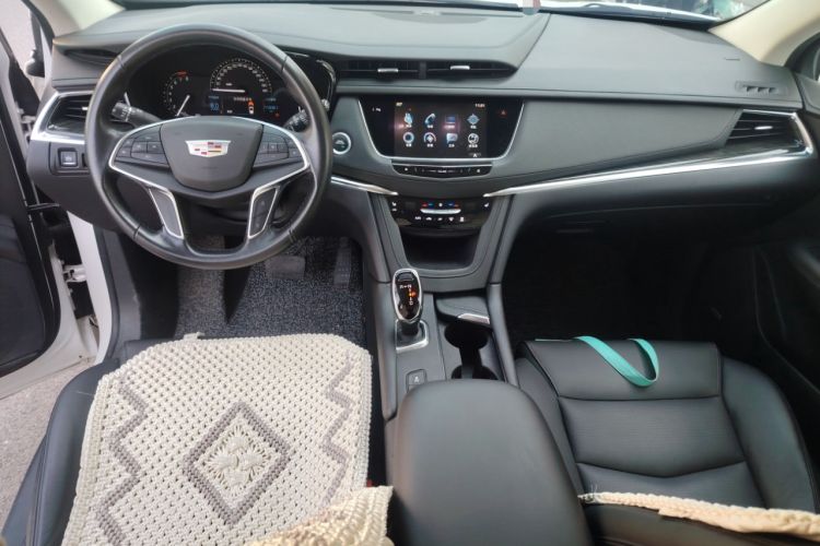 Used Cadillac XT5 2017 Anniversary Edition 25T Luxury Model