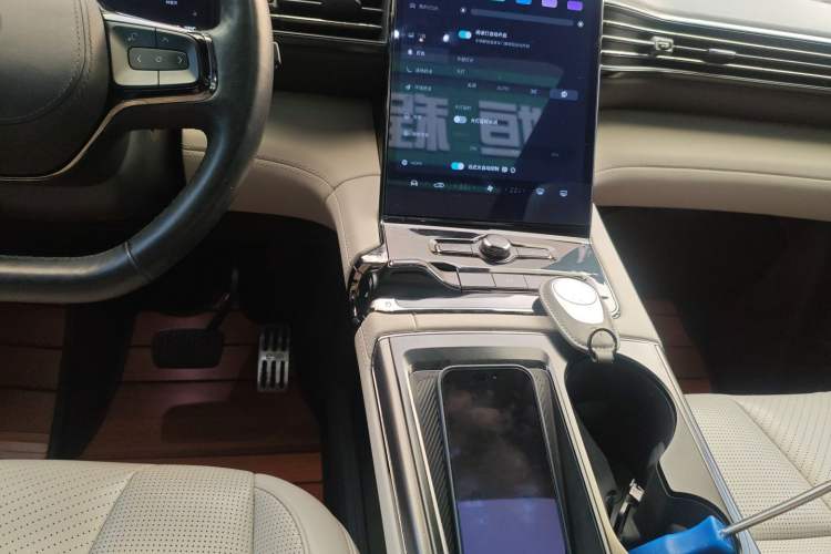 Used Nio ES8 2020 415 km Signature Edition 6-Seater Version
