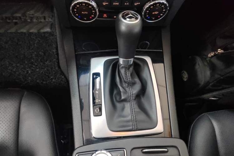 Used Mercedes-Benz C-Class 2013 C 180 Classic Grand Edition
