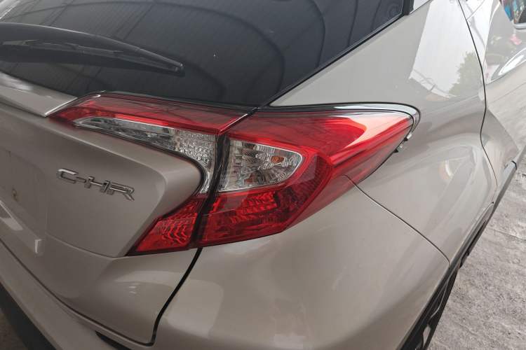 Used Toyota C-HR 2020 2.0L Leading Edition Right Rear Taillight