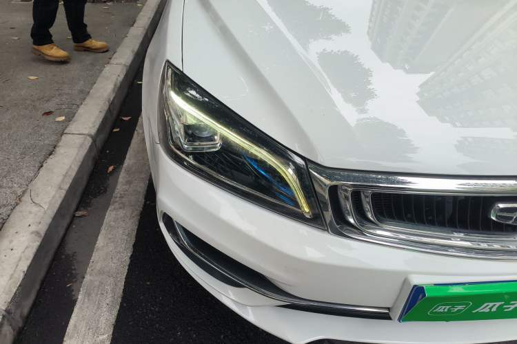 Used Geely Auto Emgrand 2020 1.5L CVT Upward Version Right Front Headlight