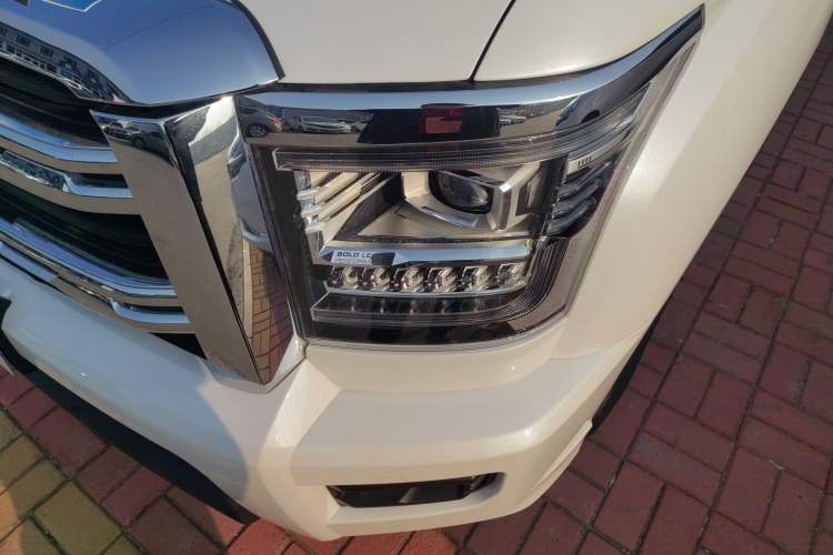 Used Haval H5 2023 2.0T Automatic All-Wheel Drive LinkedIn Gasoline
