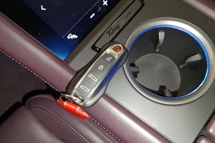 Used Porsche Taycan 2022 Taycan
