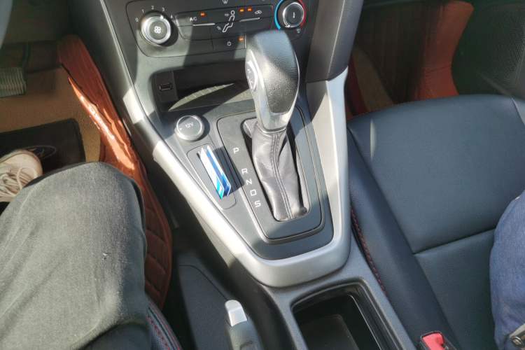 Used Ford Focus 2017 Hatchback 1.6L Automatic Comfort Plus SmartDrive Edition