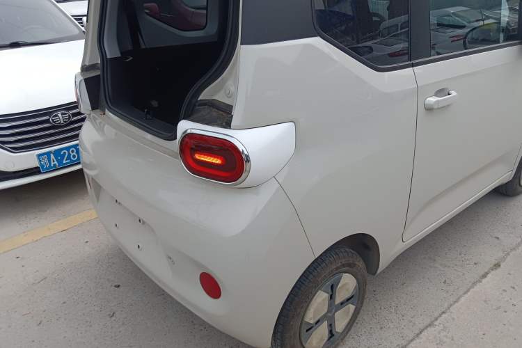 Used Wuling Hongguang MINIEV 2024 3rd Generation 215km Advanced Version