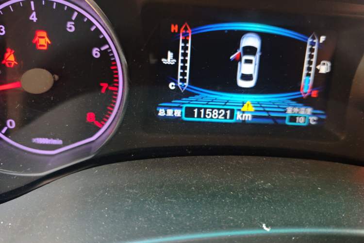 Used BYD Surui 2015 Revised Version 1.5L Manual Luxury Edition