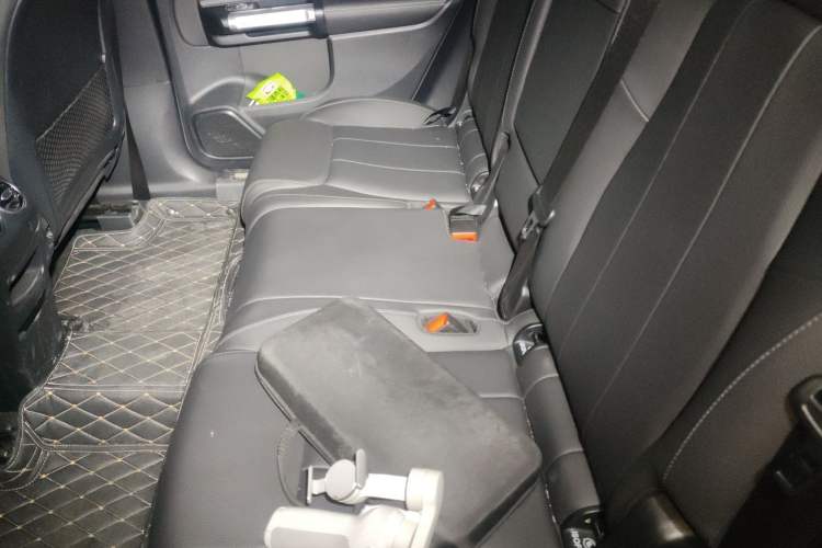 Used Mercedes-Benz GLB 2020 Facelift GLB 200 Fashion Edition Left Rear Seat