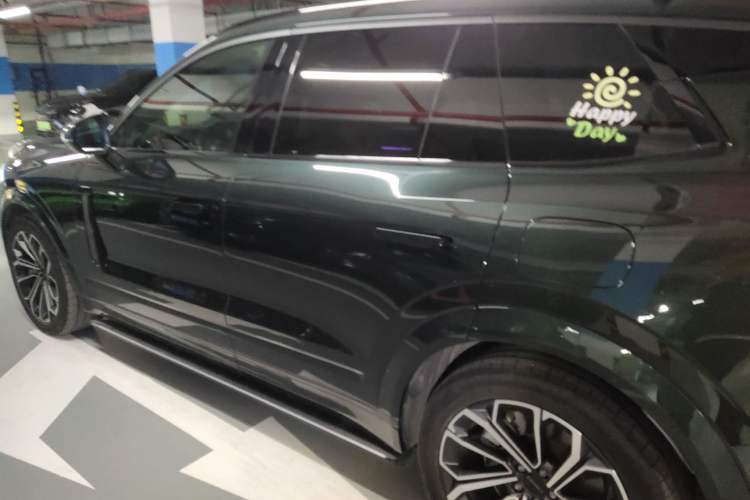 Used Lynk & Co 09 EM-P 2024 2.0TD EM-P Four-Wheel Drive ULTRA Six-Seater
