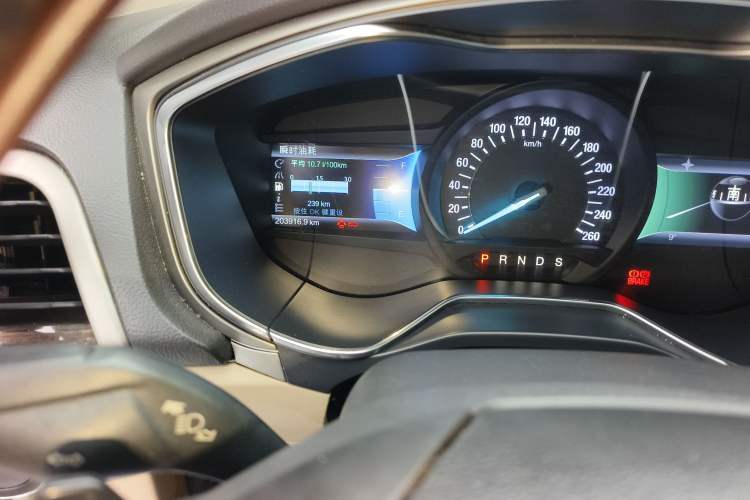 Used Ford Mondeo 2013 2.0L GTDi 200 Luxury Model
