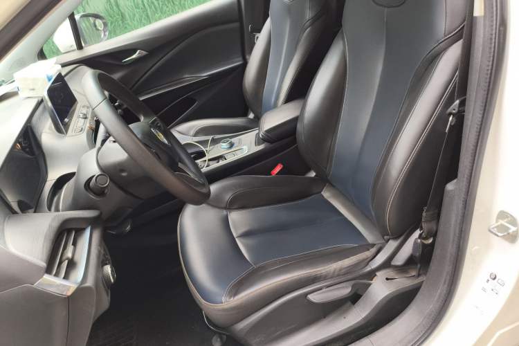 Used Buick Velite 6 2019 Connected Fashion Model