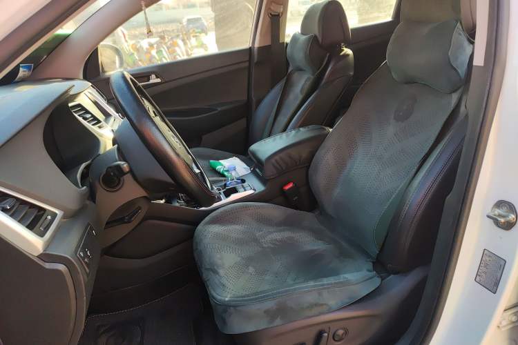 Used Hyundai Tucson 2018 1.6T Dual-Clutch Two-Wheel Drive 15th Anniversary Special Edition