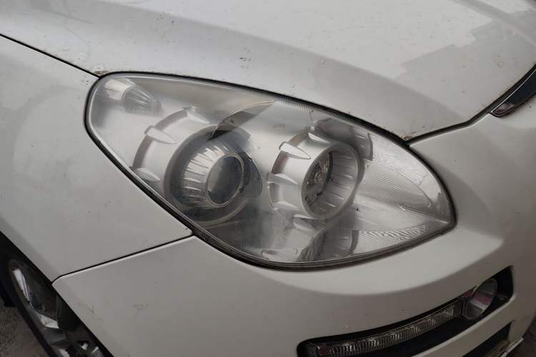 Used Luxgen Great 7 SUV 2013 Limited-Edition Sharp Model 2.2T Two-Wheel-Drive Smart Version