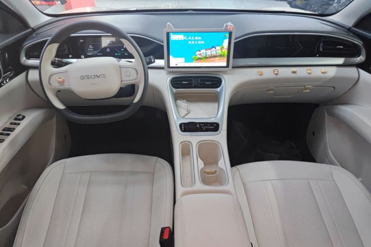 Used Geely Galaxy Geome 2025 310km Youth Edition Center Console