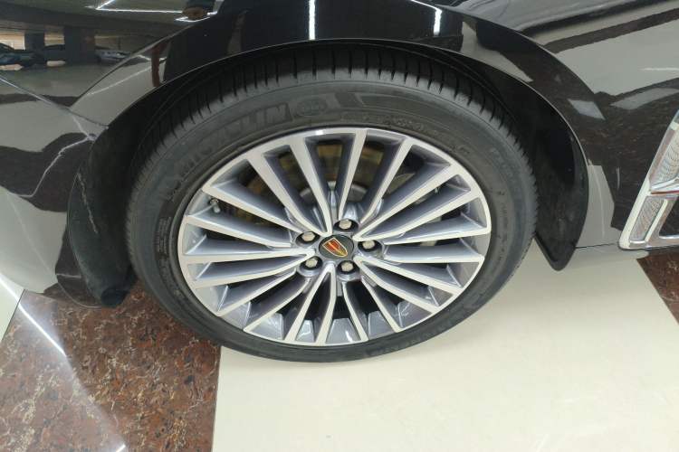 Used Hongqi H9 2020 2.0T Smart Connect Flagship Edition Left Front Wheel Hub