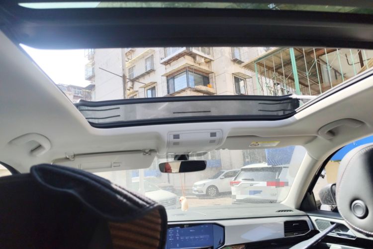 Used Volkswagen Tayron 2020 330TSI Two-Wheel Drive Luxury Smart Connectivity Version