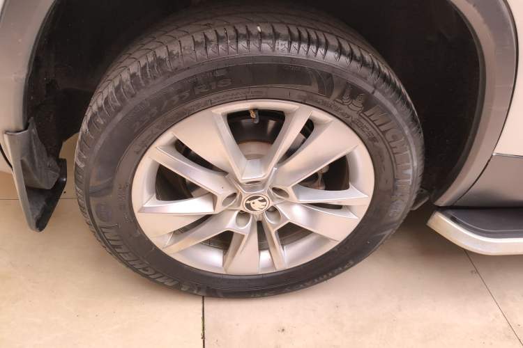 Used Skoda Kodiaq 2018 TSI330 5-Seater Two-Wheel-Drive Luxury Enjoyment Edition Exterior 5