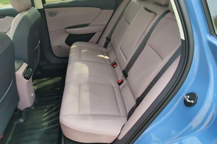 Used Hongqi Tiangong 06 2025 660 4x4 Smart Selection Edition Left Rear Seat