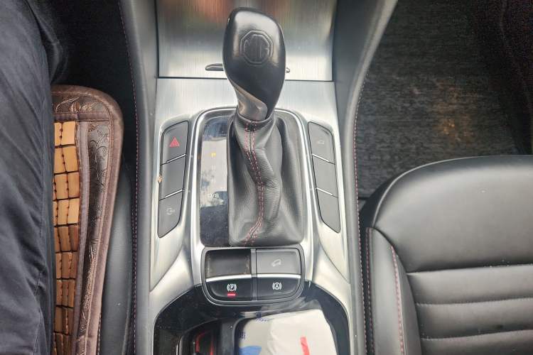 Used MG HS 2018 20T Automatic Two-Wheel Drive Hormone Passion Edition China V Standard