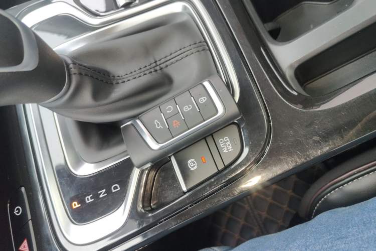 Used GAC Trumpchi M6 2023 PRO 270T DCT Luxury Edition
