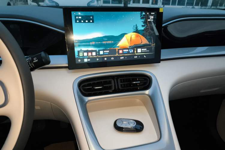 Used Geely Galaxy Geome 2026 Model 310km Youth Edition Audio And AC Panel