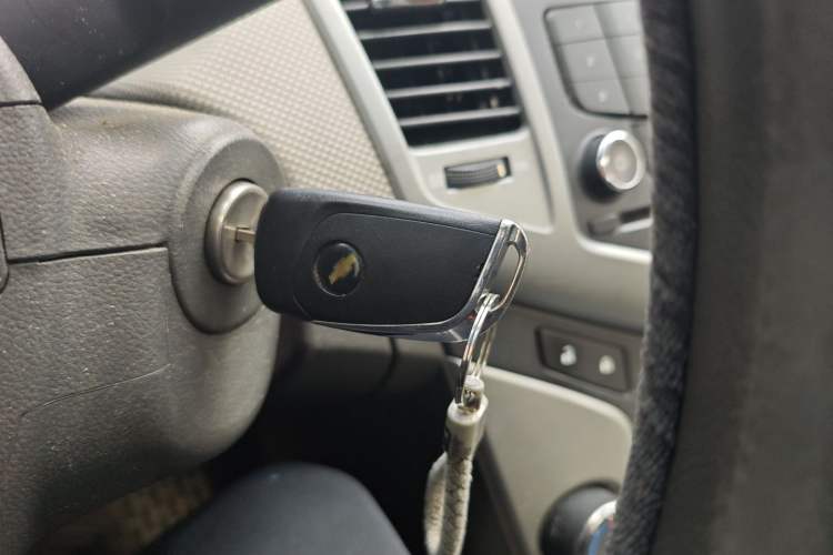 Used Chevrolet Cruze 2013 1.6L SE MT
