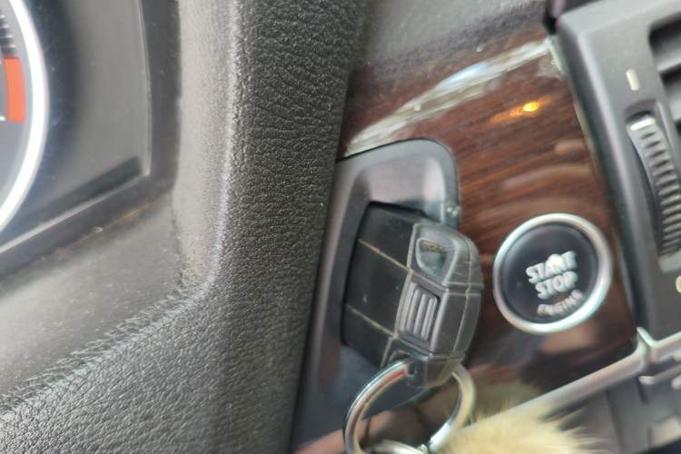 Used BMW X5 2013 xDrive35i Leading Model Vehicle Key