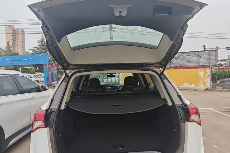 Used Buick Envision 2019 20T Two-Wheel Drive Elite Version China V Standard Trunk