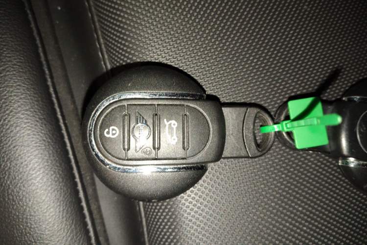 Used MINI MINI 2021 2.0T COOPER S Classic Edition
