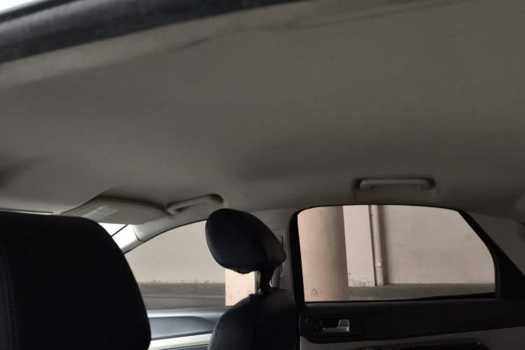 Used Ford Focus 2012 Sedan Classic 1.8L Automatic Base Model