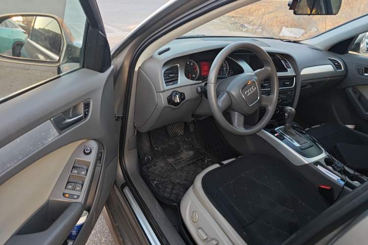 Used Audi A4L 2010 2.0 TFSI Standard Edition
