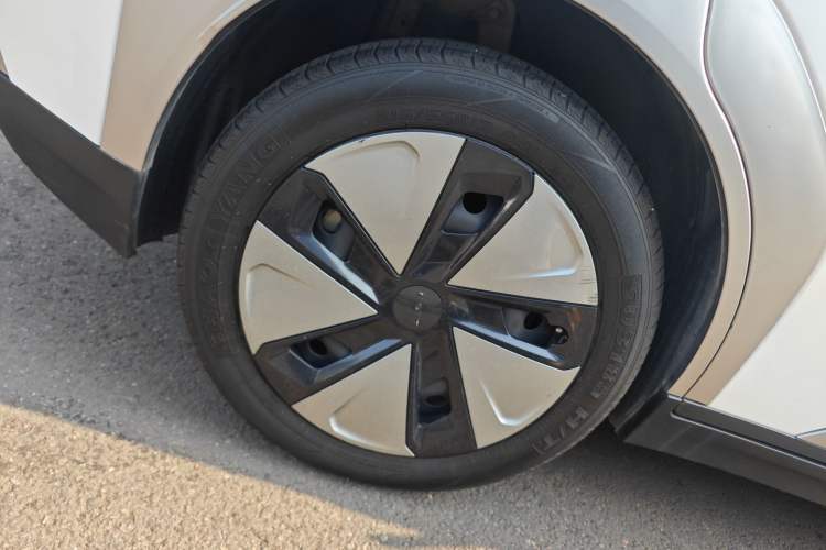 Used AION Y 2023 Plus 510 Enjoy Edition Exterior 5