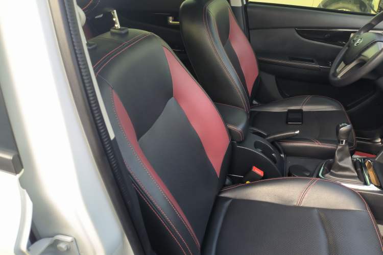 Used HYOSOW S2 2016 1.5L Manual Luxury Model China V Standard
