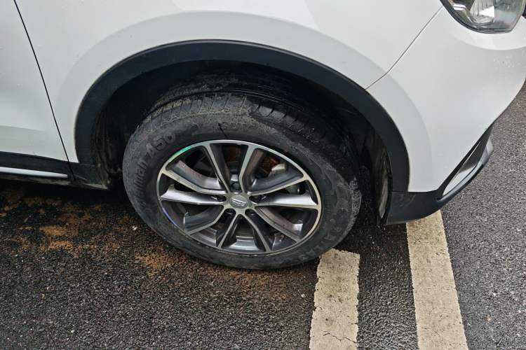 Used Geely Auto Emgrand X7 Sport 2020 1.8TD DCT Two-Wheel Drive Smart Connect 4G-Enabled Version