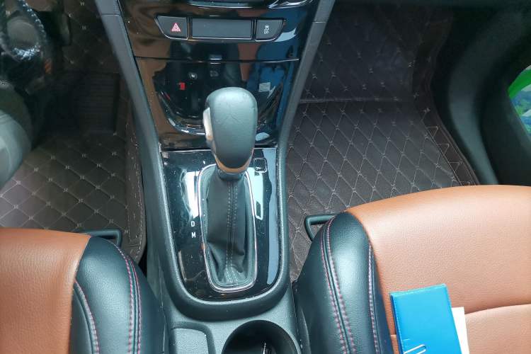 Used Buick Encore 2017 18T Automatic Two-Wheel Drive Urban Leading Model
