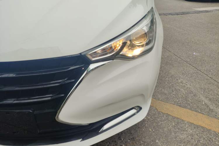 Used Changan Alsvin 2019 1.5L DCT Comfort Model China VI Standard
